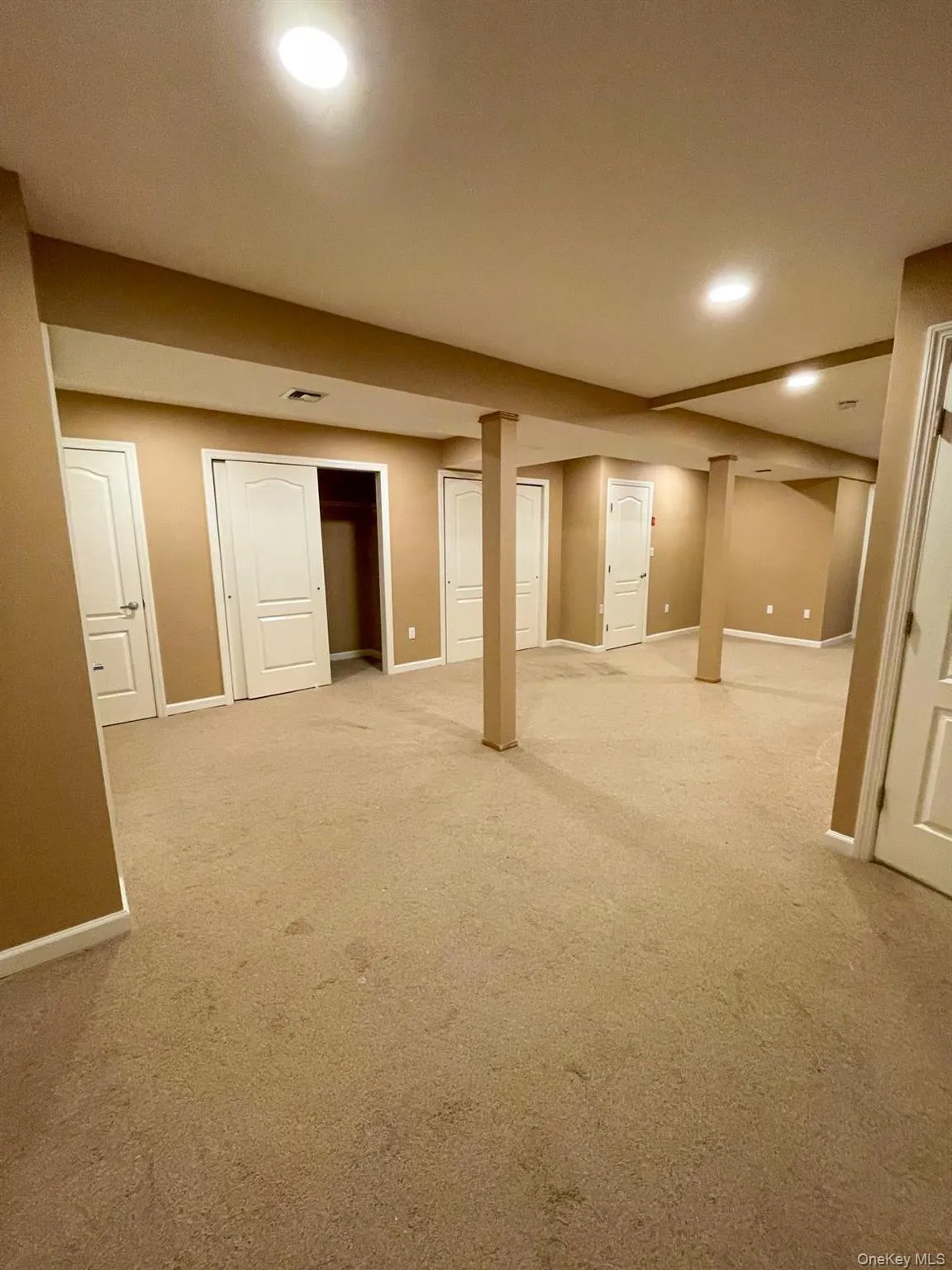 267 Seidman Place, Hempstead, NY, 4 Bedrooms Bedrooms, 6 Rooms Rooms,4 BathroomsBathrooms,Residential,For Rent,Seidman,0,1017519 267 Seidman Place, Hempstead, NY, 4 Bedrooms Bedrooms, 6 Rooms Rooms,4 BathroomsBathrooms,Residential,For Rent,Seidman,0,1017519