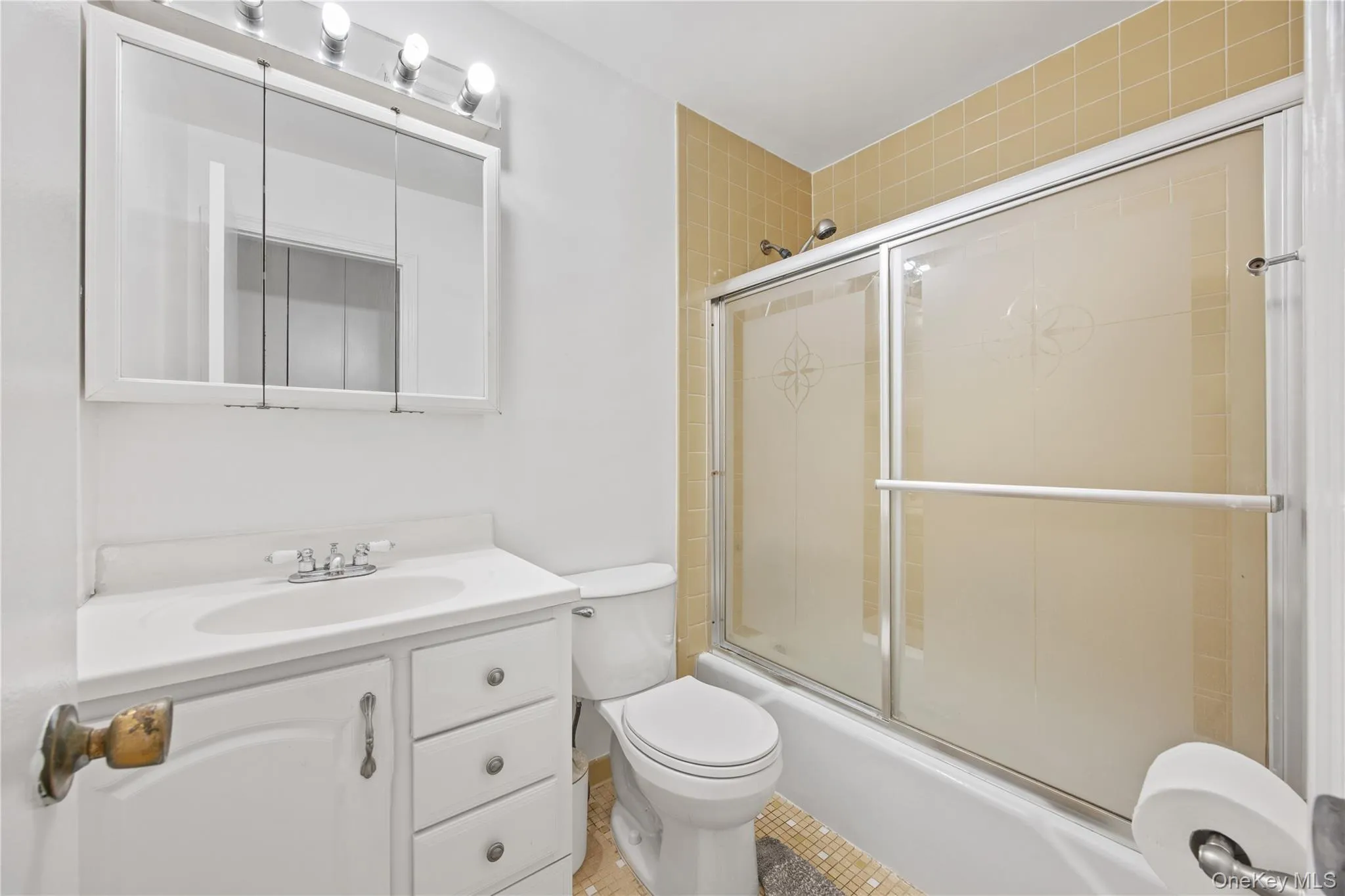 104 Drew Lane, Carmel, NY, 2 Bedrooms Bedrooms, 4 Rooms Rooms,2 BathroomsBathrooms,Residential,For Rent,Drew,0,KEY1017520 104 Drew Lane, Carmel, NY, 2 Bedrooms Bedrooms, 4 Rooms Rooms,2 BathroomsBathrooms,Residential,For Rent,Drew,0,KEY1017520