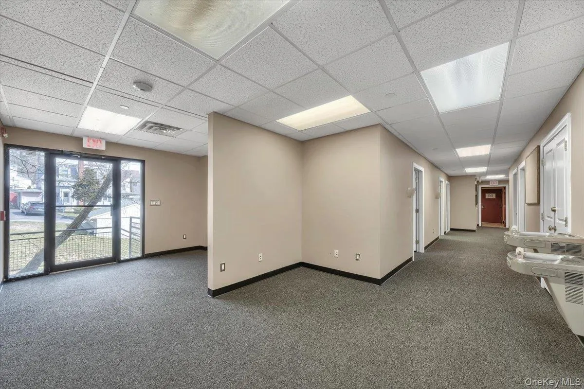 8 Revolutionary Road, Ossining, NY, ,Commercial Lease,For Rent,Revolutionary,0,1017523 8 Revolutionary Road, Ossining, NY, ,Commercial Lease,For Rent,Revolutionary,0,1017523