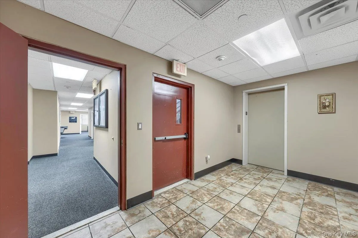 8 Revolutionary Road, Ossining, NY, ,Commercial Lease,For Rent,Revolutionary,0,1017523 8 Revolutionary Road, Ossining, NY, ,Commercial Lease,For Rent,Revolutionary,0,1017523