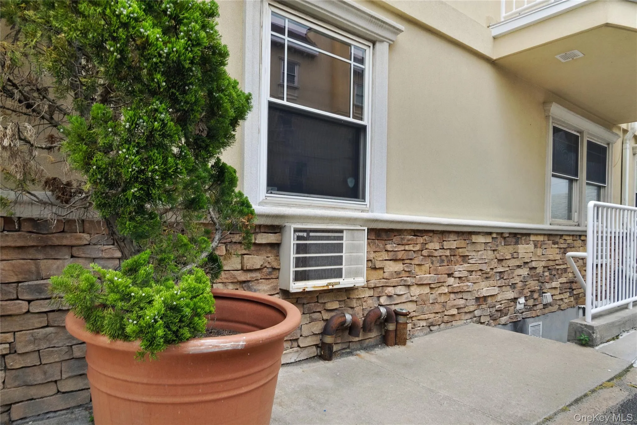 180 Beach 101 St, New York, NY, 2 Bedrooms Bedrooms, 7 Rooms Rooms,2 BathroomsBathrooms,Residential,For Rent,Beach 101 St,0,1017524 180 Beach 101 St, New York, NY, 2 Bedrooms Bedrooms, 7 Rooms Rooms,2 BathroomsBathrooms,Residential,For Rent,Beach 101 St,0,1017524