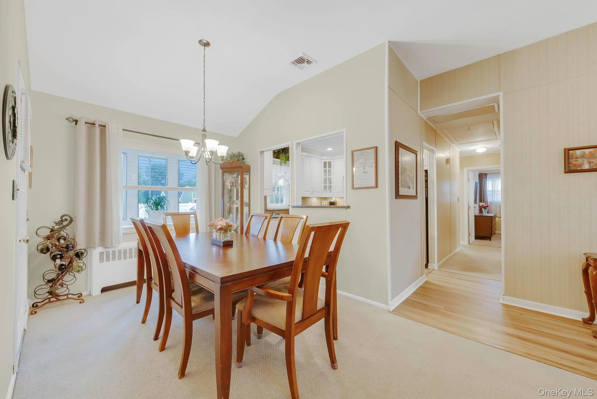6 Elwin Place, Huntington, NY, 3 Bedrooms Bedrooms, 6 Rooms Rooms,1 BathroomBathrooms,Residential,For Rent,Elwin,0,KEY1017526 6 Elwin Place, Huntington, NY, 3 Bedrooms Bedrooms, 6 Rooms Rooms,1 BathroomBathrooms,Residential,For Rent,Elwin,0,KEY1017526