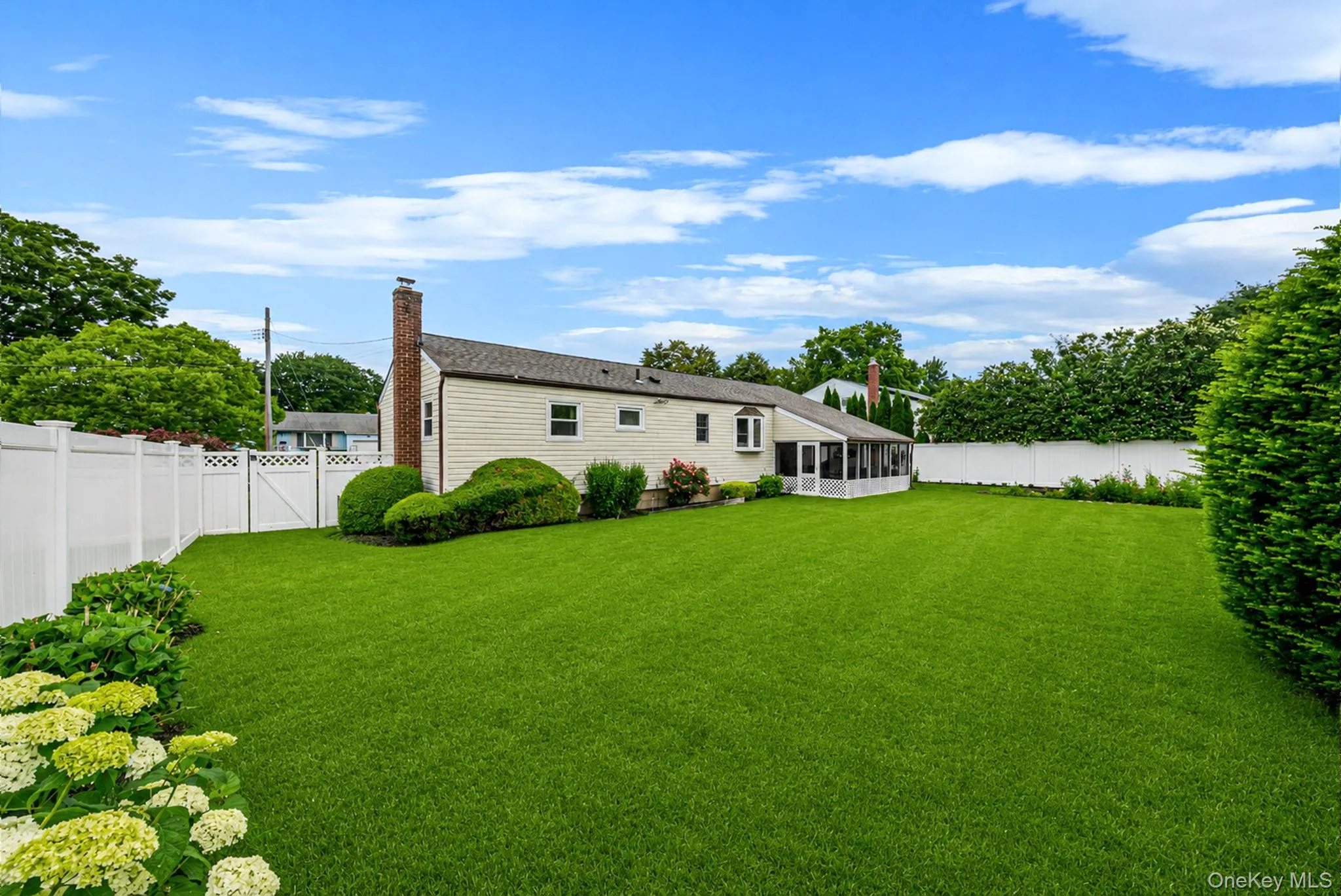 6 Elwin Place, Huntington, NY, 3 Bedrooms Bedrooms, 6 Rooms Rooms,1 BathroomBathrooms,Residential,For Rent,Elwin,0,KEY1017526 6 Elwin Place, Huntington, NY, 3 Bedrooms Bedrooms, 6 Rooms Rooms,1 BathroomBathrooms,Residential,For Rent,Elwin,0,KEY1017526