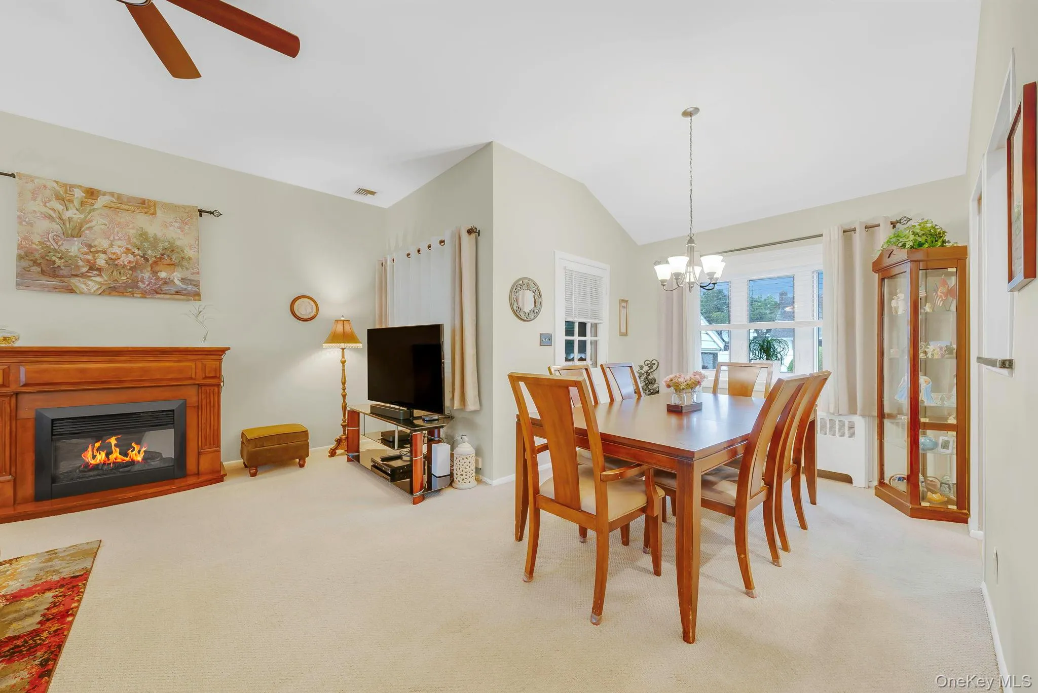 6 Elwin Place, Huntington, NY, 3 Bedrooms Bedrooms, 6 Rooms Rooms,1 BathroomBathrooms,Residential,For Rent,Elwin,0,KEY1017526 6 Elwin Place, Huntington, NY, 3 Bedrooms Bedrooms, 6 Rooms Rooms,1 BathroomBathrooms,Residential,For Rent,Elwin,0,KEY1017526