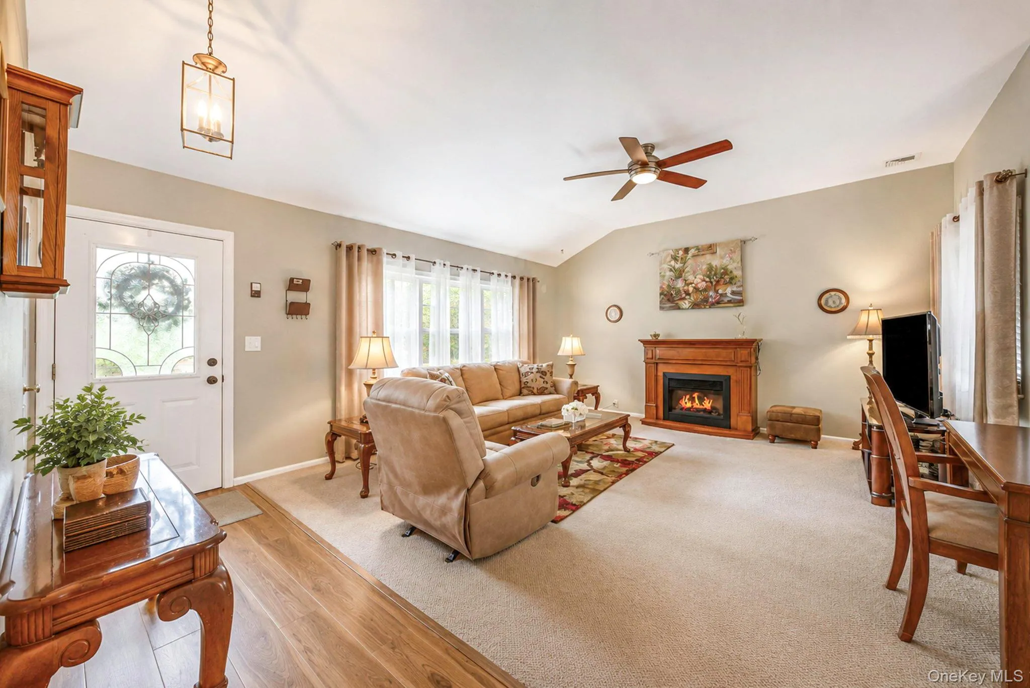 6 Elwin Place, Huntington, NY, 3 Bedrooms Bedrooms, 6 Rooms Rooms,1 BathroomBathrooms,Residential,For Rent,Elwin,0,KEY1017526 6 Elwin Place, Huntington, NY, 3 Bedrooms Bedrooms, 6 Rooms Rooms,1 BathroomBathrooms,Residential,For Rent,Elwin,0,KEY1017526