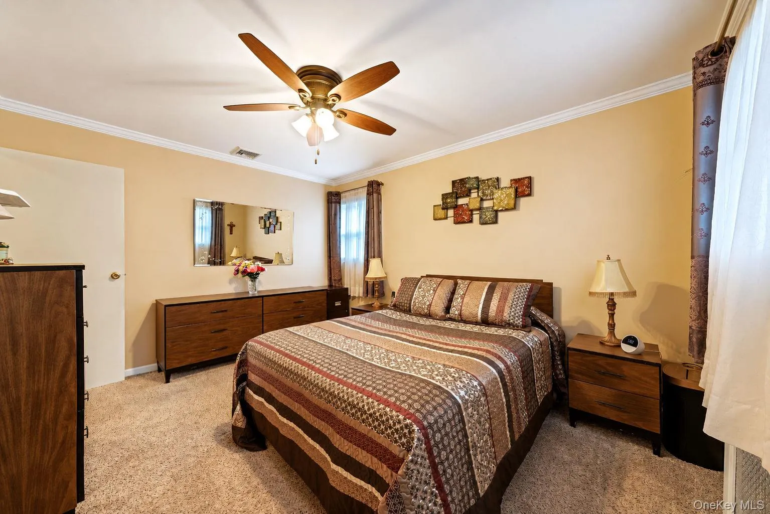 6 Elwin Place, Huntington, NY, 3 Bedrooms Bedrooms, 6 Rooms Rooms,1 BathroomBathrooms,Residential,For Rent,Elwin,0,KEY1017526 6 Elwin Place, Huntington, NY, 3 Bedrooms Bedrooms, 6 Rooms Rooms,1 BathroomBathrooms,Residential,For Rent,Elwin,0,KEY1017526