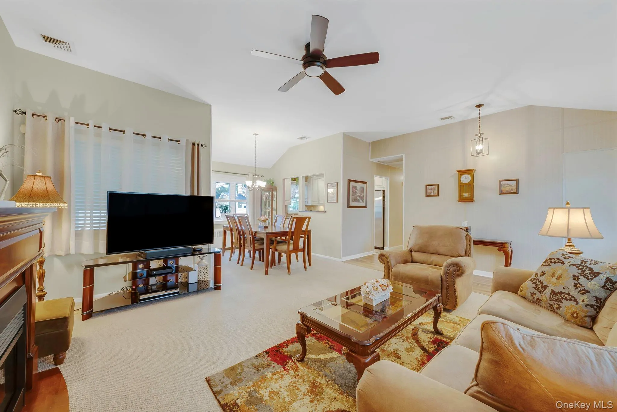 6 Elwin Place, Huntington, NY, 3 Bedrooms Bedrooms, 6 Rooms Rooms,1 BathroomBathrooms,Residential,For Rent,Elwin,0,KEY1017526 6 Elwin Place, Huntington, NY, 3 Bedrooms Bedrooms, 6 Rooms Rooms,1 BathroomBathrooms,Residential,For Rent,Elwin,0,KEY1017526