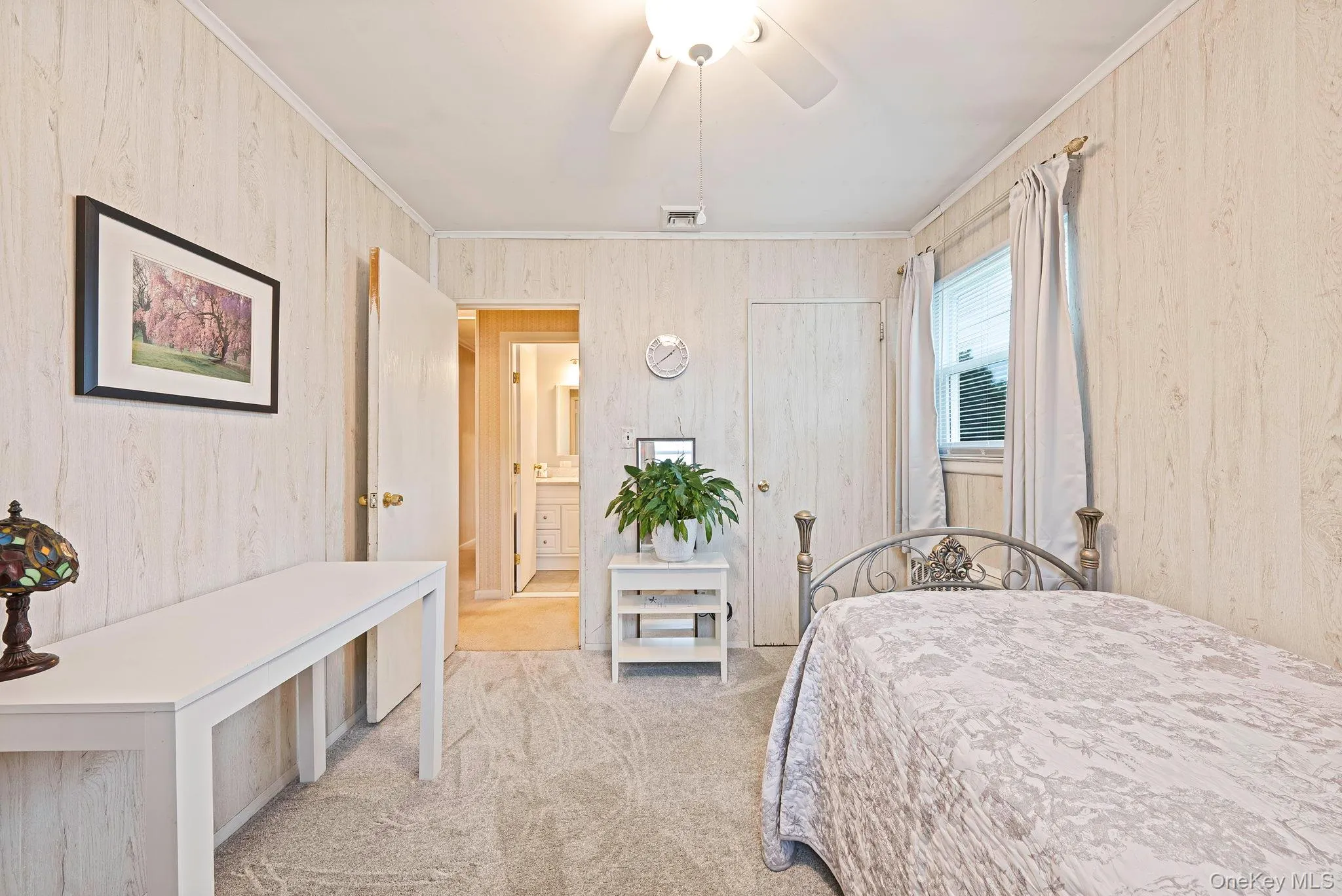 6 Elwin Place, Huntington, NY, 3 Bedrooms Bedrooms, 6 Rooms Rooms,1 BathroomBathrooms,Residential,For Rent,Elwin,0,KEY1017526 6 Elwin Place, Huntington, NY, 3 Bedrooms Bedrooms, 6 Rooms Rooms,1 BathroomBathrooms,Residential,For Rent,Elwin,0,KEY1017526