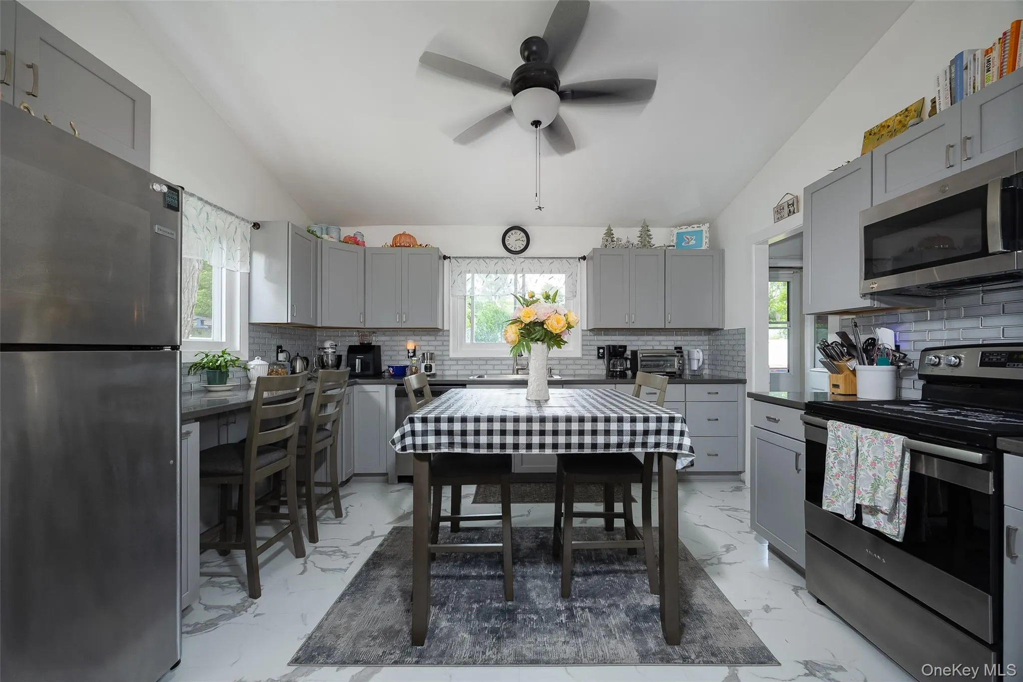 11 Princeton, Red Hook, NY, 3 Bedrooms Bedrooms, 6 Rooms Rooms,1 BathroomBathrooms,Residential,For Rent,Princeton,0,1017528 11 Princeton, Red Hook, NY, 3 Bedrooms Bedrooms, 6 Rooms Rooms,1 BathroomBathrooms,Residential,For Rent,Princeton,0,1017528