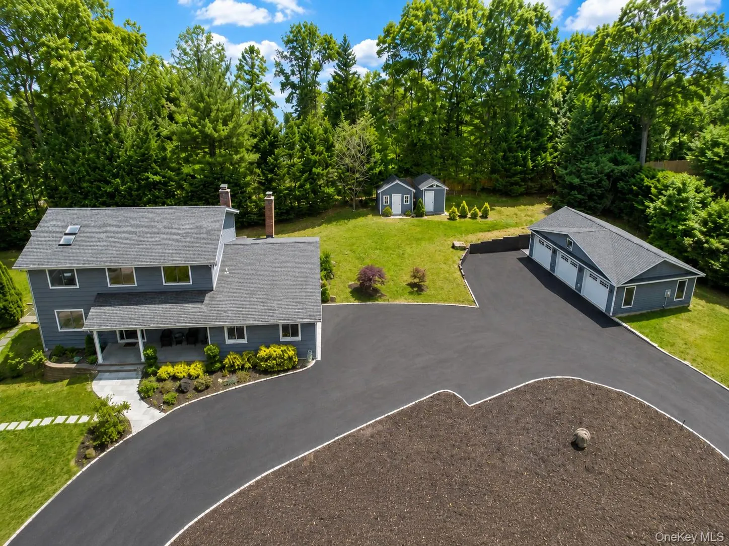 9 Huckleberry Lane, Brookhaven, NY, 4 Bedrooms Bedrooms, 10 Rooms Rooms,3 BathroomsBathrooms,Residential,For Rent,Huckleberry,0,KEY1017529 9 Huckleberry Lane, Brookhaven, NY, 4 Bedrooms Bedrooms, 10 Rooms Rooms,3 BathroomsBathrooms,Residential,For Rent,Huckleberry,0,KEY1017529