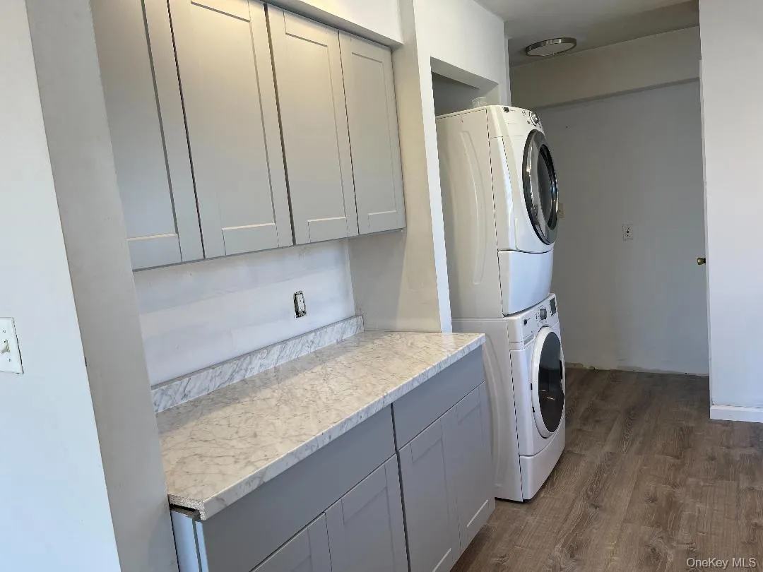 420 Fulton Street, Long Beach, NY, 3 Bedrooms Bedrooms, 6 Rooms Rooms,2 BathroomsBathrooms,Residential Lease,For Rent,Fulton,0,KEY1017530 420 Fulton Street, Long Beach, NY, 3 Bedrooms Bedrooms, 6 Rooms Rooms,2 BathroomsBathrooms,Residential Lease,For Rent,Fulton,0,KEY1017530