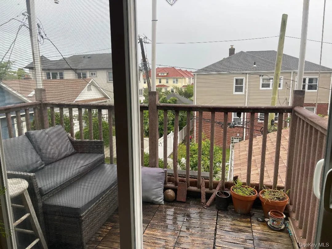 420 Fulton Street, Long Beach, NY, 3 Bedrooms Bedrooms, 6 Rooms Rooms,2 BathroomsBathrooms,Residential Lease,For Rent,Fulton,0,KEY1017530 420 Fulton Street, Long Beach, NY, 3 Bedrooms Bedrooms, 6 Rooms Rooms,2 BathroomsBathrooms,Residential Lease,For Rent,Fulton,0,KEY1017530