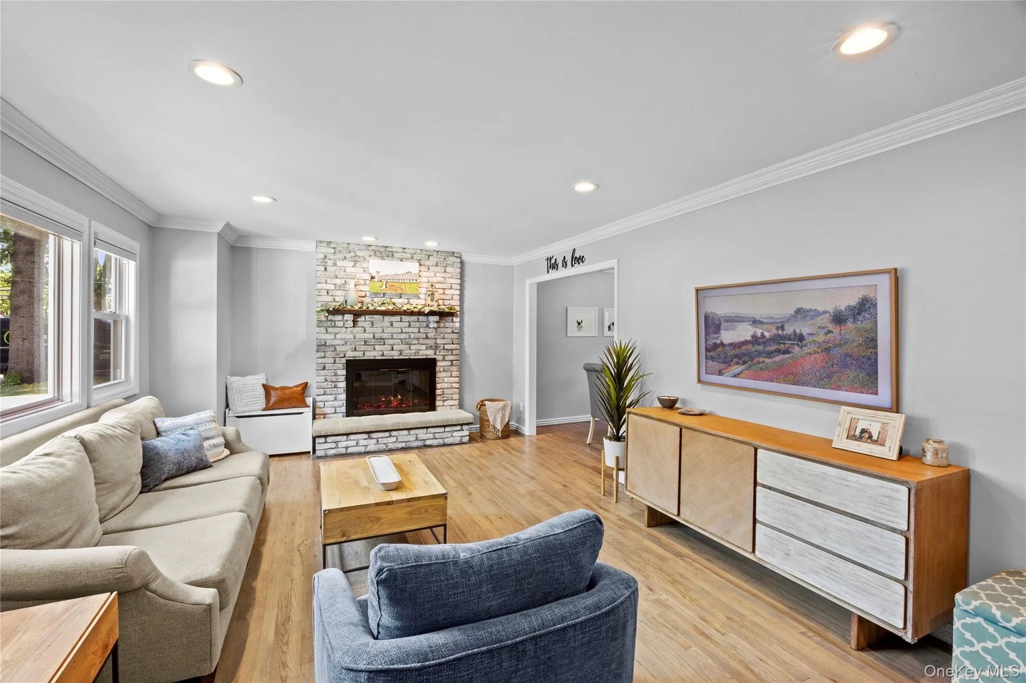 Living room perfect for entertaining Living room perfect for entertaining