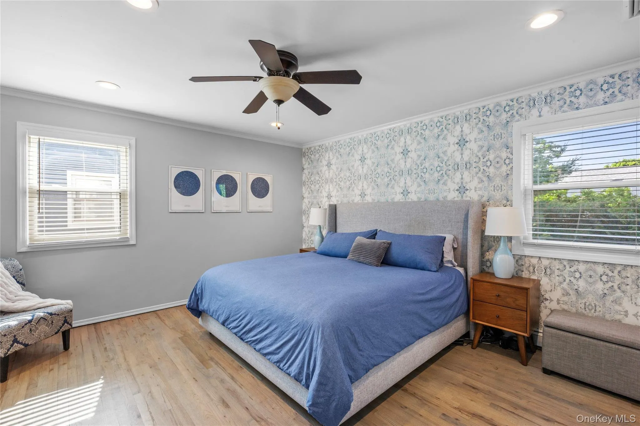 Bedroom 4/alternate primary with lots of light and room for all your needs Bedroom 4/alternate primary with lots of light and room for all your needs
