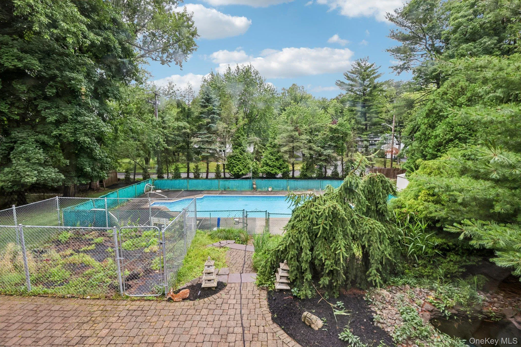 18 Pippen Place, Clarkstown, NY, 5 Bedrooms Bedrooms, 12 Rooms Rooms,3 BathroomsBathrooms,Residential,For Rent,Pippen,0,KEY1017540 18 Pippen Place, Clarkstown, NY, 5 Bedrooms Bedrooms, 12 Rooms Rooms,3 BathroomsBathrooms,Residential,For Rent,Pippen,0,KEY1017540