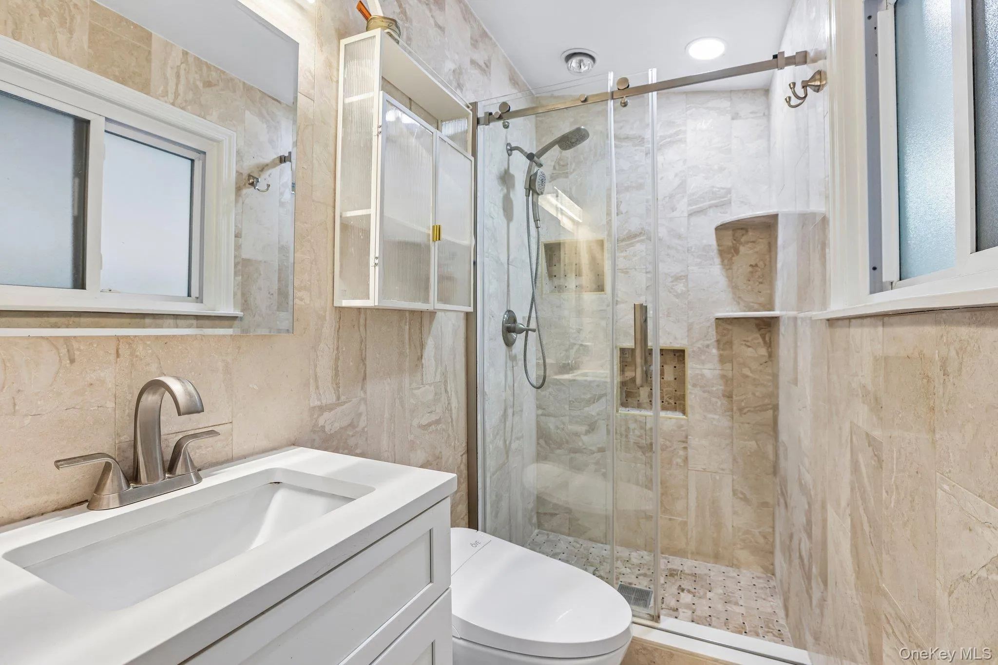 18 Pippen Place, Clarkstown, NY, 5 Bedrooms Bedrooms, 12 Rooms Rooms,3 BathroomsBathrooms,Residential,For Rent,Pippen,0,KEY1017540 18 Pippen Place, Clarkstown, NY, 5 Bedrooms Bedrooms, 12 Rooms Rooms,3 BathroomsBathrooms,Residential,For Rent,Pippen,0,KEY1017540