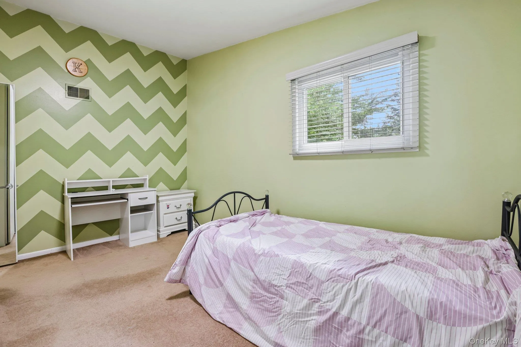 18 Pippen Place, Clarkstown, NY, 5 Bedrooms Bedrooms, 12 Rooms Rooms,3 BathroomsBathrooms,Residential,For Rent,Pippen,0,KEY1017540 18 Pippen Place, Clarkstown, NY, 5 Bedrooms Bedrooms, 12 Rooms Rooms,3 BathroomsBathrooms,Residential,For Rent,Pippen,0,KEY1017540