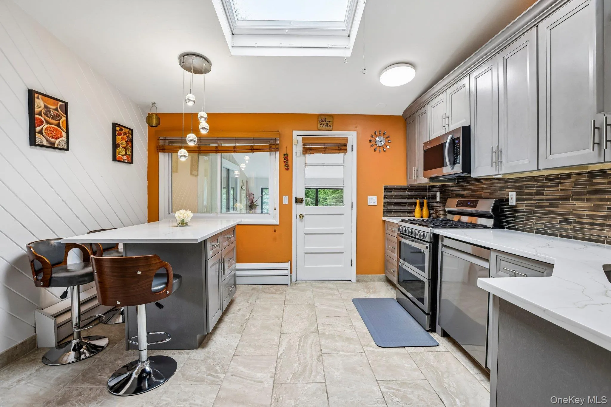 18 Pippen Place, Clarkstown, NY, 5 Bedrooms Bedrooms, 12 Rooms Rooms,3 BathroomsBathrooms,Residential,For Rent,Pippen,0,KEY1017540 18 Pippen Place, Clarkstown, NY, 5 Bedrooms Bedrooms, 12 Rooms Rooms,3 BathroomsBathrooms,Residential,For Rent,Pippen,0,KEY1017540