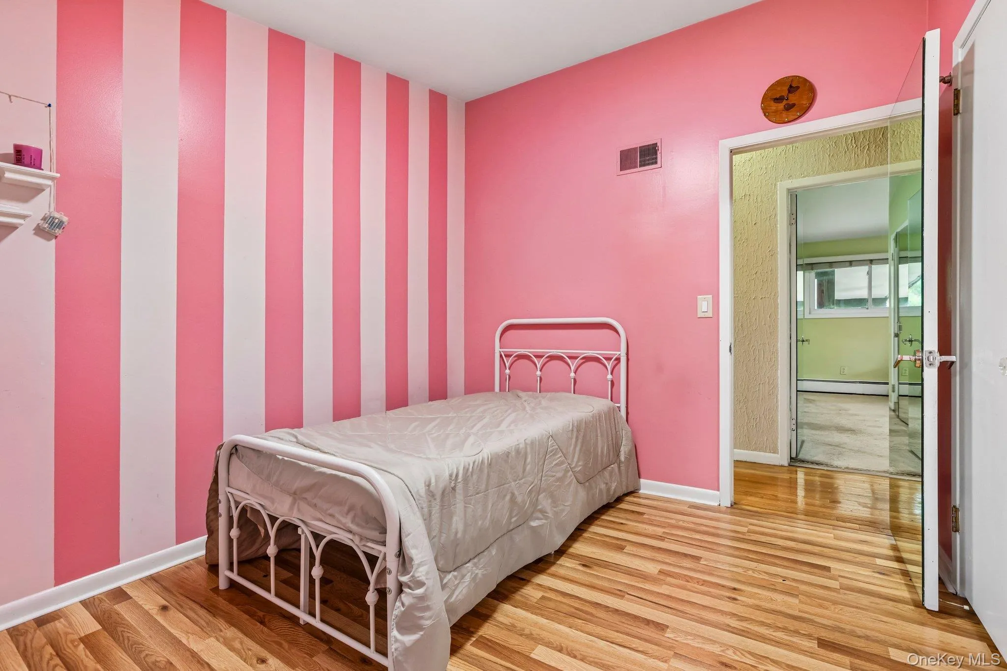18 Pippen Place, Clarkstown, NY, 5 Bedrooms Bedrooms, 12 Rooms Rooms,3 BathroomsBathrooms,Residential,For Rent,Pippen,0,KEY1017540 18 Pippen Place, Clarkstown, NY, 5 Bedrooms Bedrooms, 12 Rooms Rooms,3 BathroomsBathrooms,Residential,For Rent,Pippen,0,KEY1017540