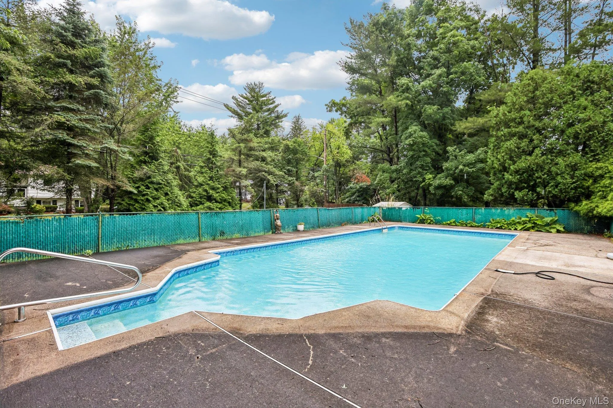 18 Pippen Place, Clarkstown, NY, 5 Bedrooms Bedrooms, 12 Rooms Rooms,3 BathroomsBathrooms,Residential,For Rent,Pippen,0,KEY1017540 18 Pippen Place, Clarkstown, NY, 5 Bedrooms Bedrooms, 12 Rooms Rooms,3 BathroomsBathrooms,Residential,For Rent,Pippen,0,KEY1017540