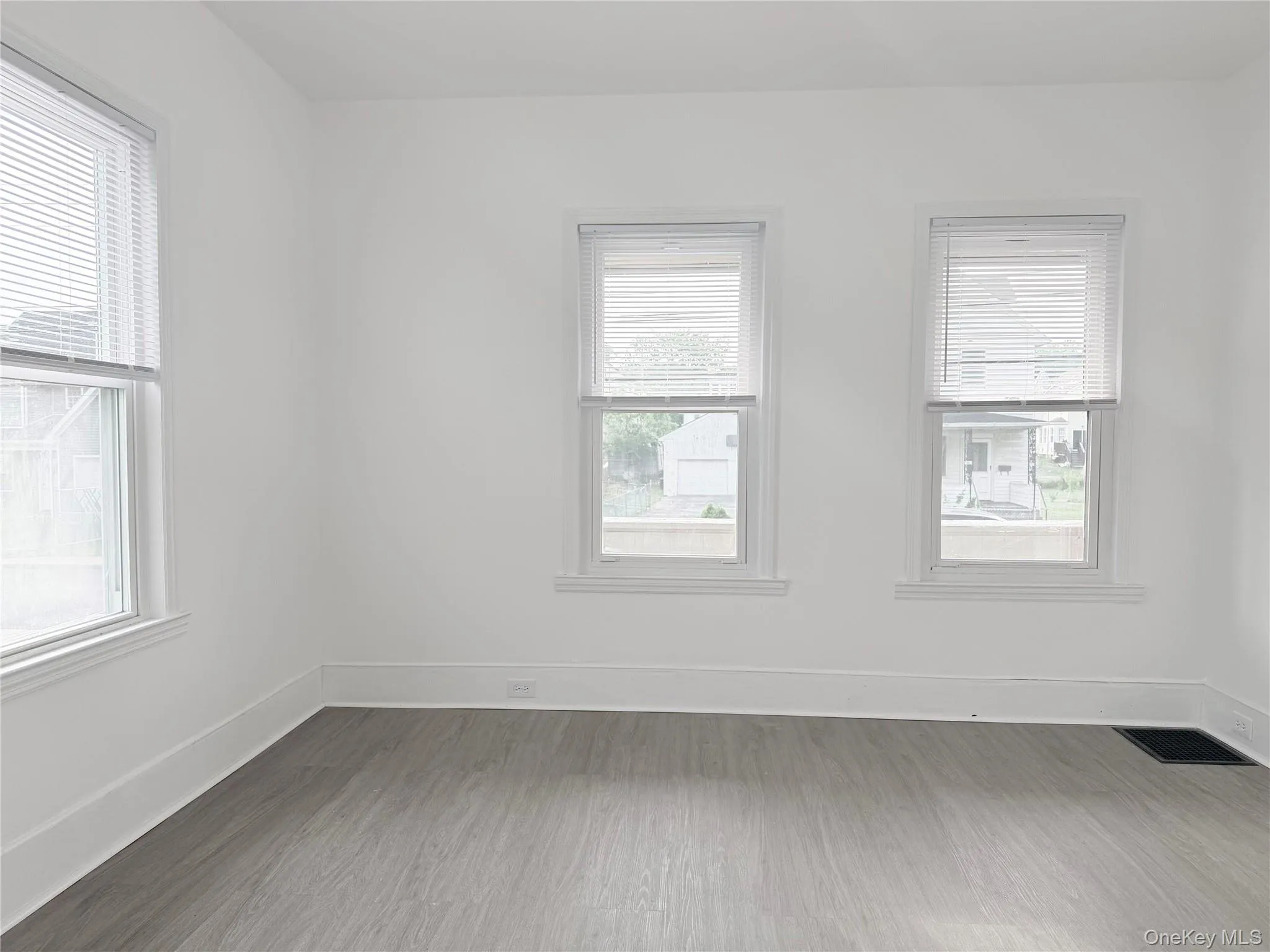 406 Tower Avenue, Montgomery, NY, 2 Bedrooms Bedrooms, 5 Rooms Rooms,1 BathroomBathrooms,Residential Lease,For Rent,Tower,0,1017548 406 Tower Avenue, Montgomery, NY, 2 Bedrooms Bedrooms, 5 Rooms Rooms,1 BathroomBathrooms,Residential Lease,For Rent,Tower,0,1017548