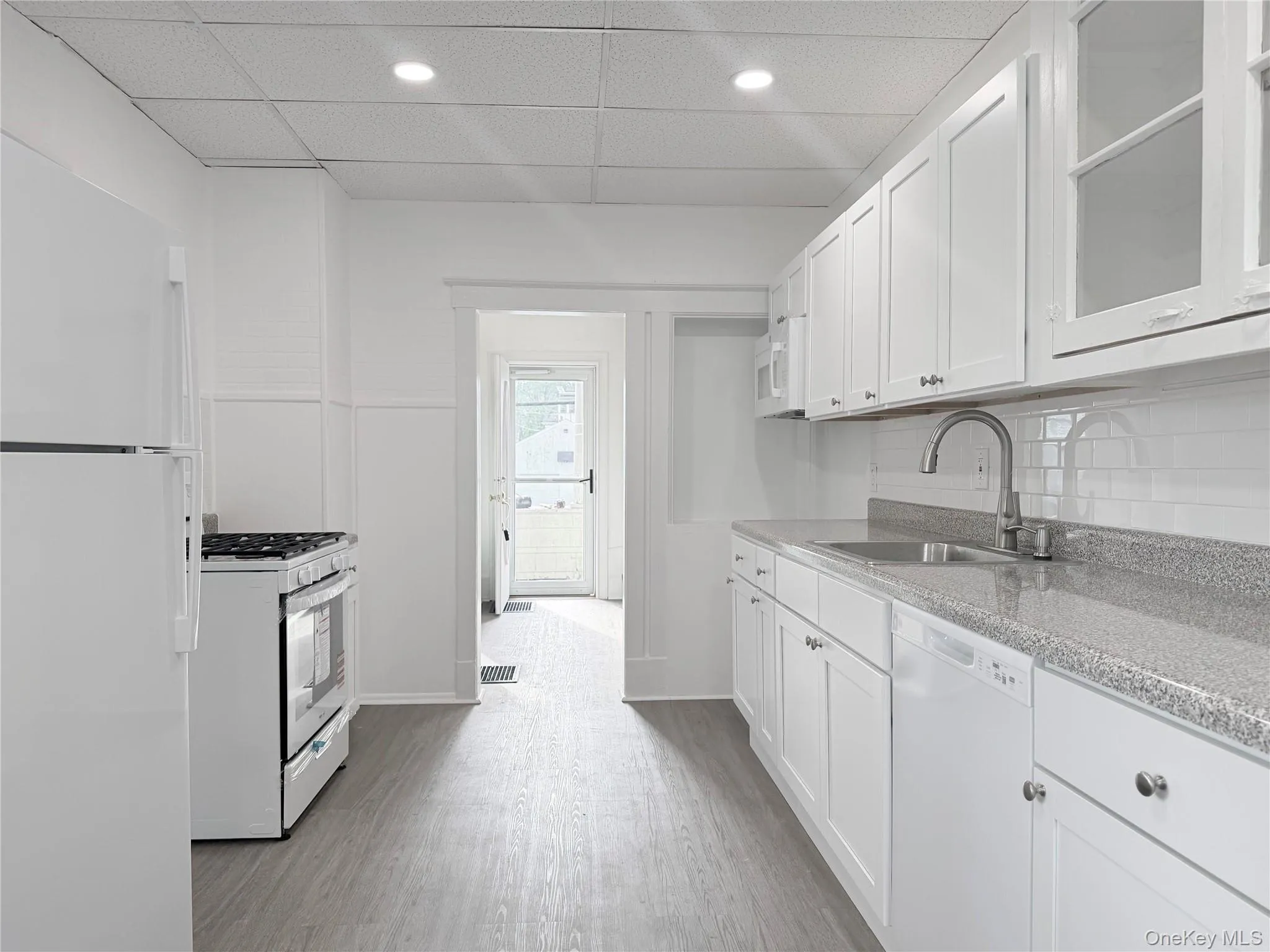 406 Tower Avenue, Montgomery, NY, 2 Bedrooms Bedrooms, 5 Rooms Rooms,1 BathroomBathrooms,Residential Lease,For Rent,Tower,0,1017548 406 Tower Avenue, Montgomery, NY, 2 Bedrooms Bedrooms, 5 Rooms Rooms,1 BathroomBathrooms,Residential Lease,For Rent,Tower,0,1017548