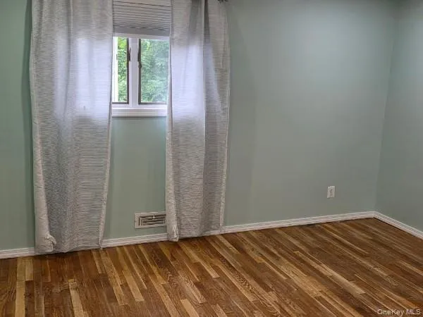 35 Allison, Orangetown, NY, 3 Bedrooms Bedrooms, 7 Rooms Rooms,1 BathroomBathrooms,Residential Lease,For Rent,Allison,0,KEY1017551 35 Allison, Orangetown, NY, 3 Bedrooms Bedrooms, 7 Rooms Rooms,1 BathroomBathrooms,Residential Lease,For Rent,Allison,0,KEY1017551