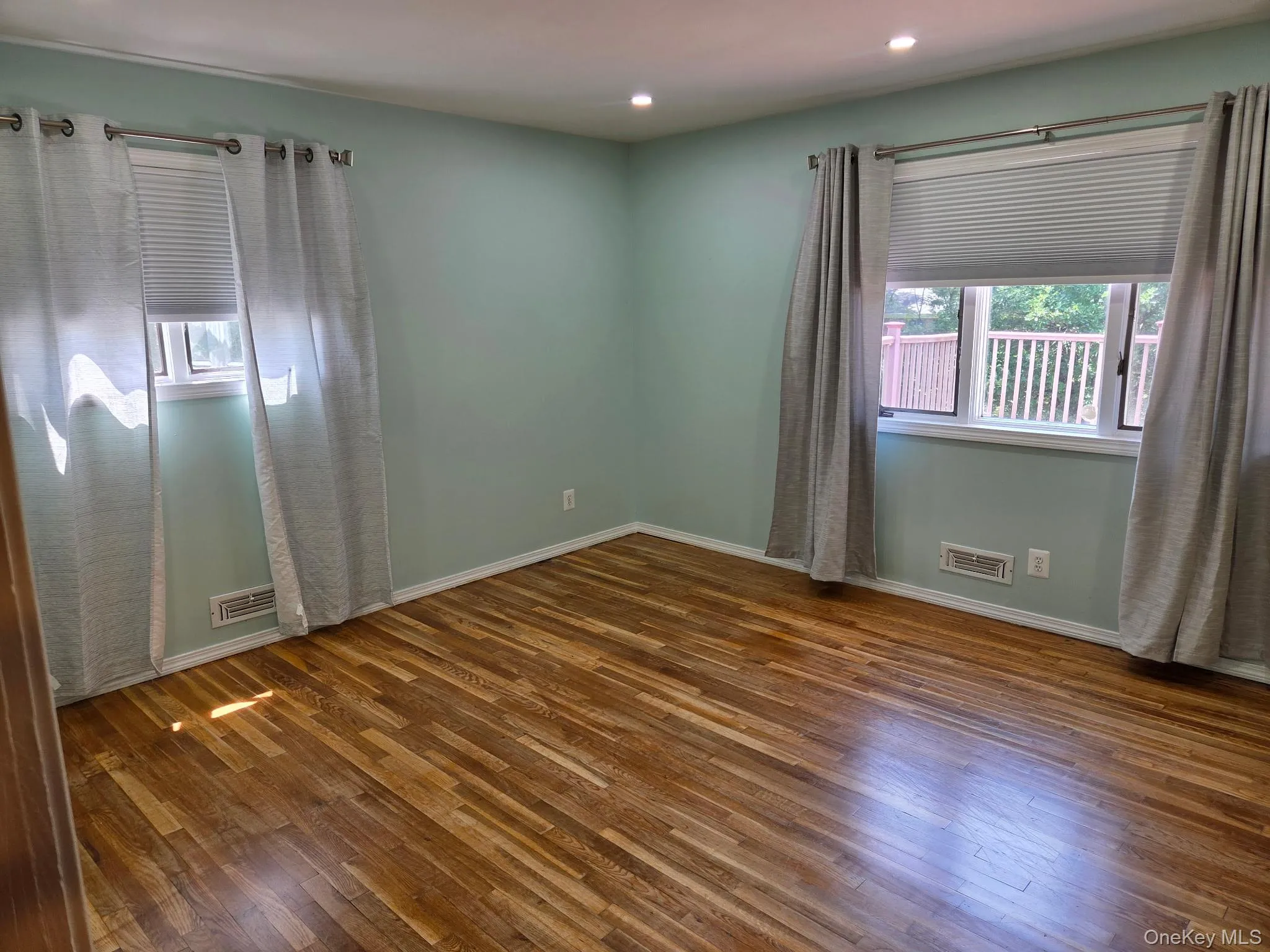 35 Allison, Orangetown, NY, 3 Bedrooms Bedrooms, 7 Rooms Rooms,1 BathroomBathrooms,Residential Lease,For Rent,Allison,0,1017551 35 Allison, Orangetown, NY, 3 Bedrooms Bedrooms, 7 Rooms Rooms,1 BathroomBathrooms,Residential Lease,For Rent,Allison,0,1017551