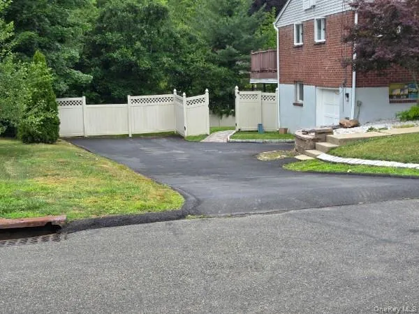 35 Allison, Orangetown, NY, 3 Bedrooms Bedrooms, 7 Rooms Rooms,1 BathroomBathrooms,Residential Lease,For Rent,Allison,0,KEY1017551 35 Allison, Orangetown, NY, 3 Bedrooms Bedrooms, 7 Rooms Rooms,1 BathroomBathrooms,Residential Lease,For Rent,Allison,0,KEY1017551