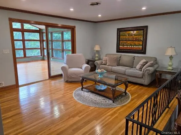 35 Allison, Orangetown, NY, 3 Bedrooms Bedrooms, 7 Rooms Rooms,1 BathroomBathrooms,Residential Lease,For Rent,Allison,0,KEY1017551 35 Allison, Orangetown, NY, 3 Bedrooms Bedrooms, 7 Rooms Rooms,1 BathroomBathrooms,Residential Lease,For Rent,Allison,0,KEY1017551