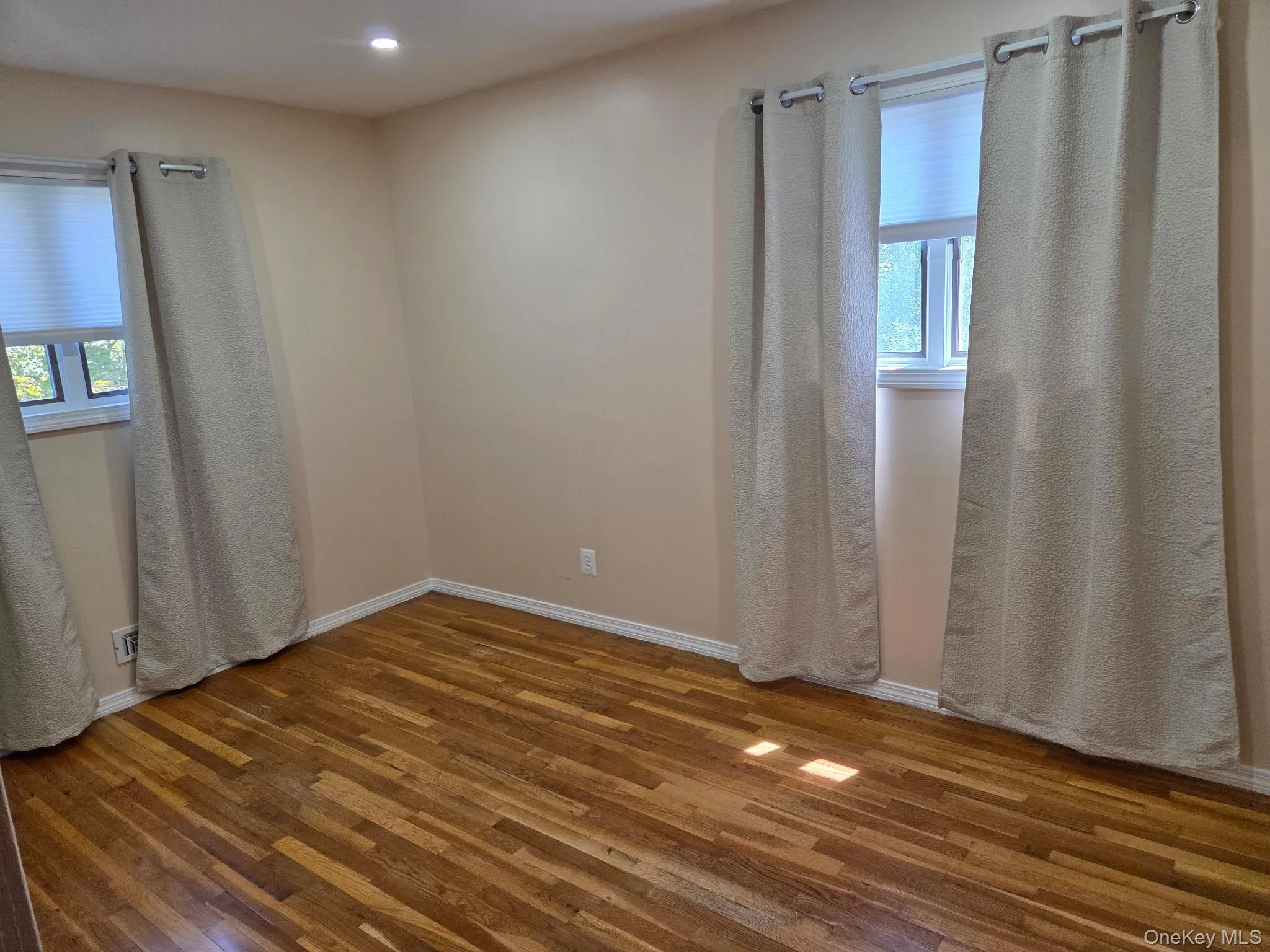 35 Allison, Orangetown, NY, 3 Bedrooms Bedrooms, 7 Rooms Rooms,1 BathroomBathrooms,Residential Lease,For Rent,Allison,0,1017551 35 Allison, Orangetown, NY, 3 Bedrooms Bedrooms, 7 Rooms Rooms,1 BathroomBathrooms,Residential Lease,For Rent,Allison,0,1017551