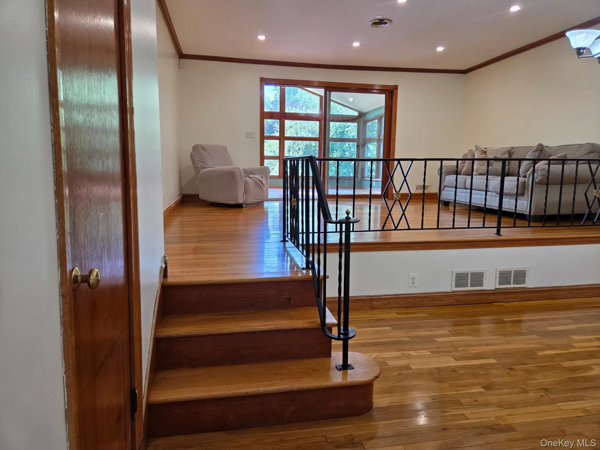 35 Allison, Orangetown, NY, 3 Bedrooms Bedrooms, 7 Rooms Rooms,1 BathroomBathrooms,Residential Lease,For Rent,Allison,0,1017551 35 Allison, Orangetown, NY, 3 Bedrooms Bedrooms, 7 Rooms Rooms,1 BathroomBathrooms,Residential Lease,For Rent,Allison,0,1017551