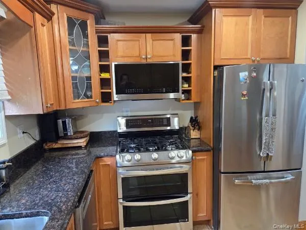 35 Allison, Orangetown, NY, 3 Bedrooms Bedrooms, 7 Rooms Rooms,1 BathroomBathrooms,Residential Lease,For Rent,Allison,0,KEY1017551 35 Allison, Orangetown, NY, 3 Bedrooms Bedrooms, 7 Rooms Rooms,1 BathroomBathrooms,Residential Lease,For Rent,Allison,0,KEY1017551