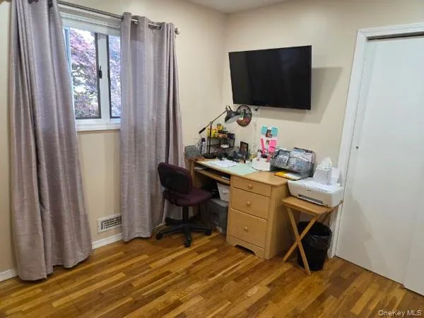 35 Allison, Orangetown, NY, 3 Bedrooms Bedrooms, 7 Rooms Rooms,1 BathroomBathrooms,Residential Lease,For Rent,Allison,0,KEY1017551 35 Allison, Orangetown, NY, 3 Bedrooms Bedrooms, 7 Rooms Rooms,1 BathroomBathrooms,Residential Lease,For Rent,Allison,0,KEY1017551