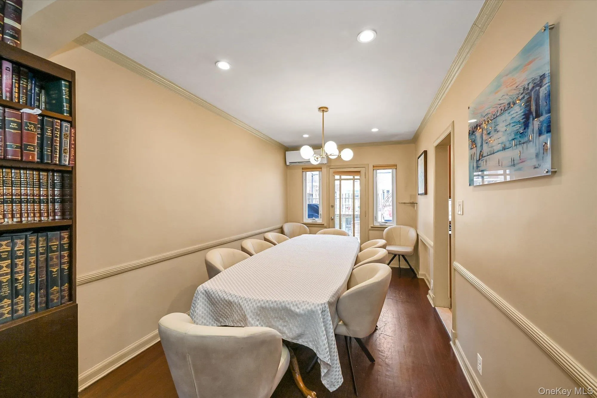136-43 71st Road, New York, NY, 3 Bedrooms Bedrooms, 6 Rooms Rooms,2 BathroomsBathrooms,Residential,For Rent,71st,0,1017552 136-43 71st Road, New York, NY, 3 Bedrooms Bedrooms, 6 Rooms Rooms,2 BathroomsBathrooms,Residential,For Rent,71st,0,1017552