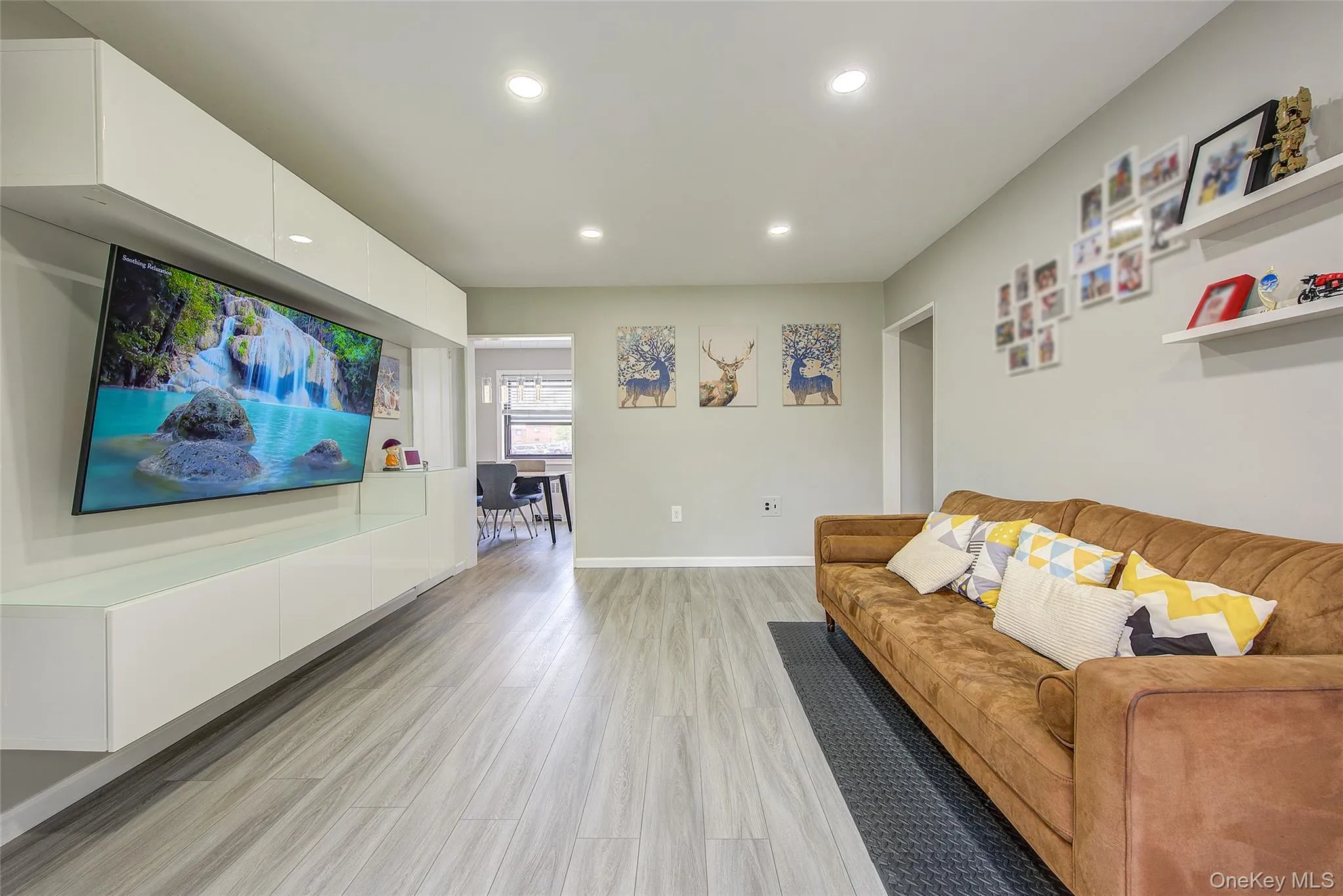 199-21 19th Avenue, New York, NY, 2 Bedrooms Bedrooms, 5 Rooms Rooms,1 BathroomBathrooms,Residential,For Rent,19th,0,KEY1017558 199-21 19th Avenue, New York, NY, 2 Bedrooms Bedrooms, 5 Rooms Rooms,1 BathroomBathrooms,Residential,For Rent,19th,0,KEY1017558