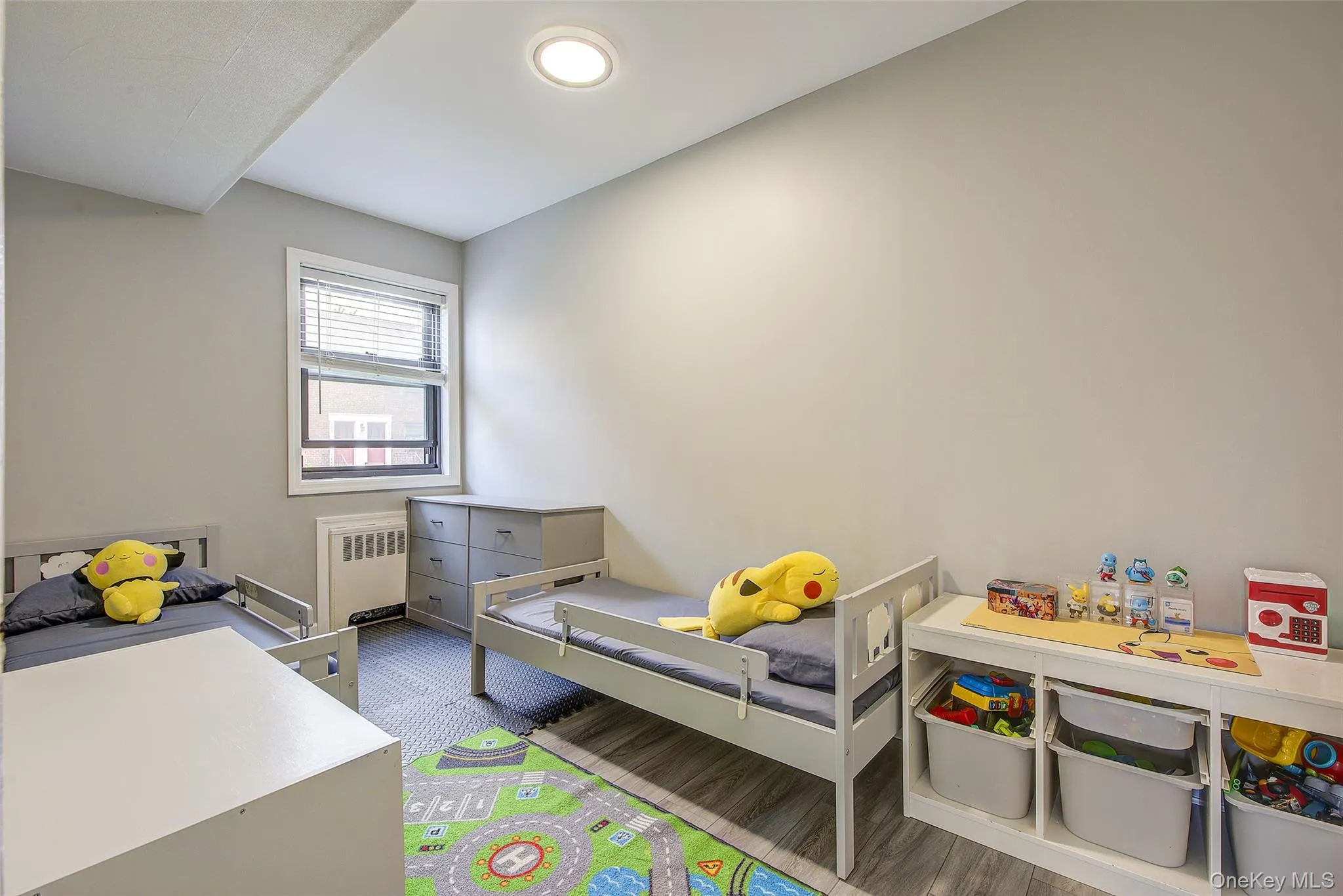 199-21 19th Avenue, New York, NY, 2 Bedrooms Bedrooms, 5 Rooms Rooms,1 BathroomBathrooms,Residential,For Rent,19th,0,KEY1017558 199-21 19th Avenue, New York, NY, 2 Bedrooms Bedrooms, 5 Rooms Rooms,1 BathroomBathrooms,Residential,For Rent,19th,0,KEY1017558
