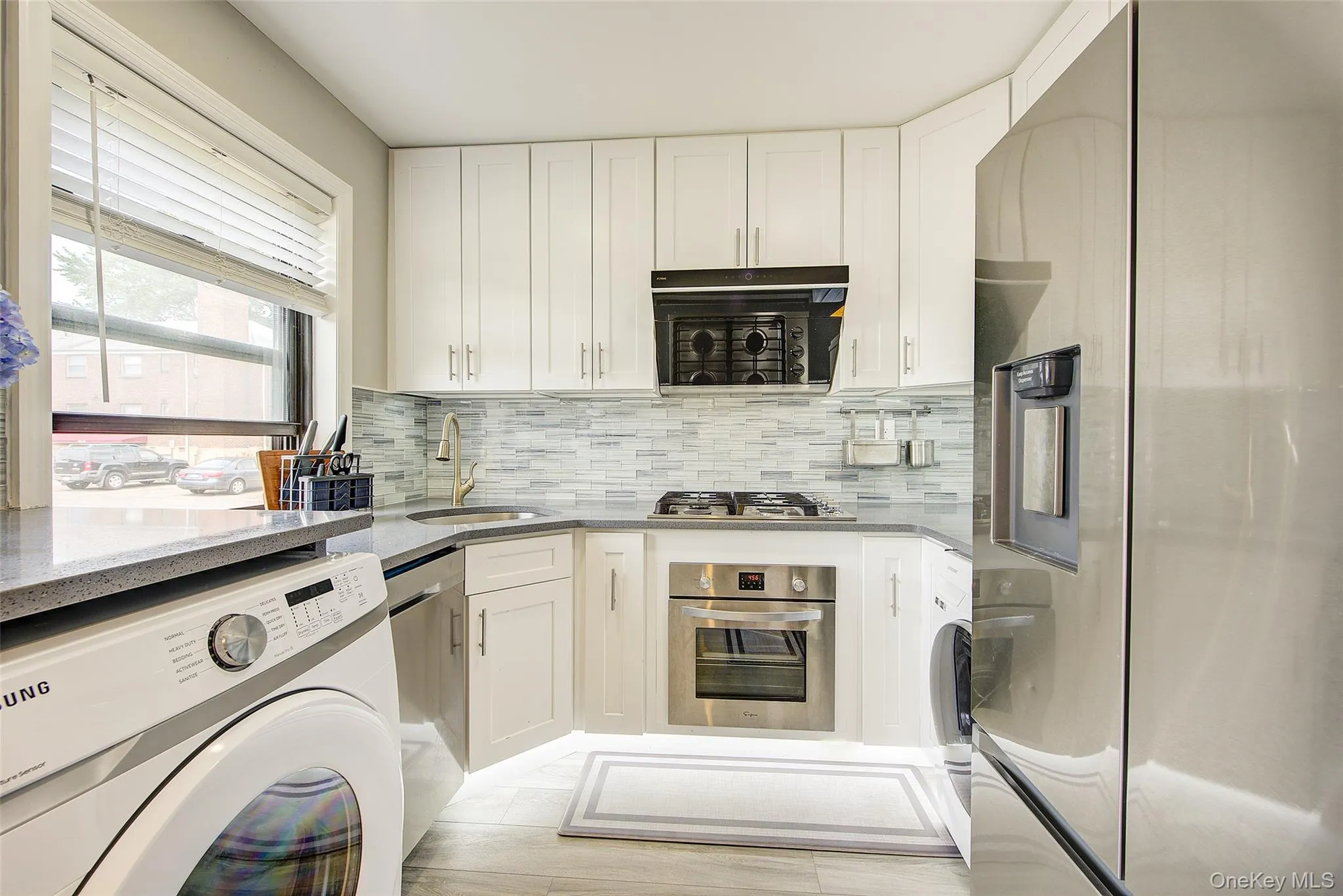 199-21 19th Avenue, New York, NY, 2 Bedrooms Bedrooms, 5 Rooms Rooms,1 BathroomBathrooms,Residential,For Rent,19th,0,KEY1017558 199-21 19th Avenue, New York, NY, 2 Bedrooms Bedrooms, 5 Rooms Rooms,1 BathroomBathrooms,Residential,For Rent,19th,0,KEY1017558