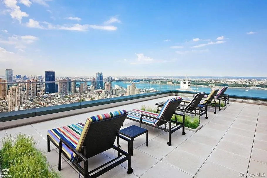 322 57th Street, New York, NY, 1 Bedroom Bedrooms, 3 Rooms Rooms,1 BathroomBathrooms,Residential,For Rent,57th,0,1017562 322 57th Street, New York, NY, 1 Bedroom Bedrooms, 3 Rooms Rooms,1 BathroomBathrooms,Residential,For Rent,57th,0,1017562