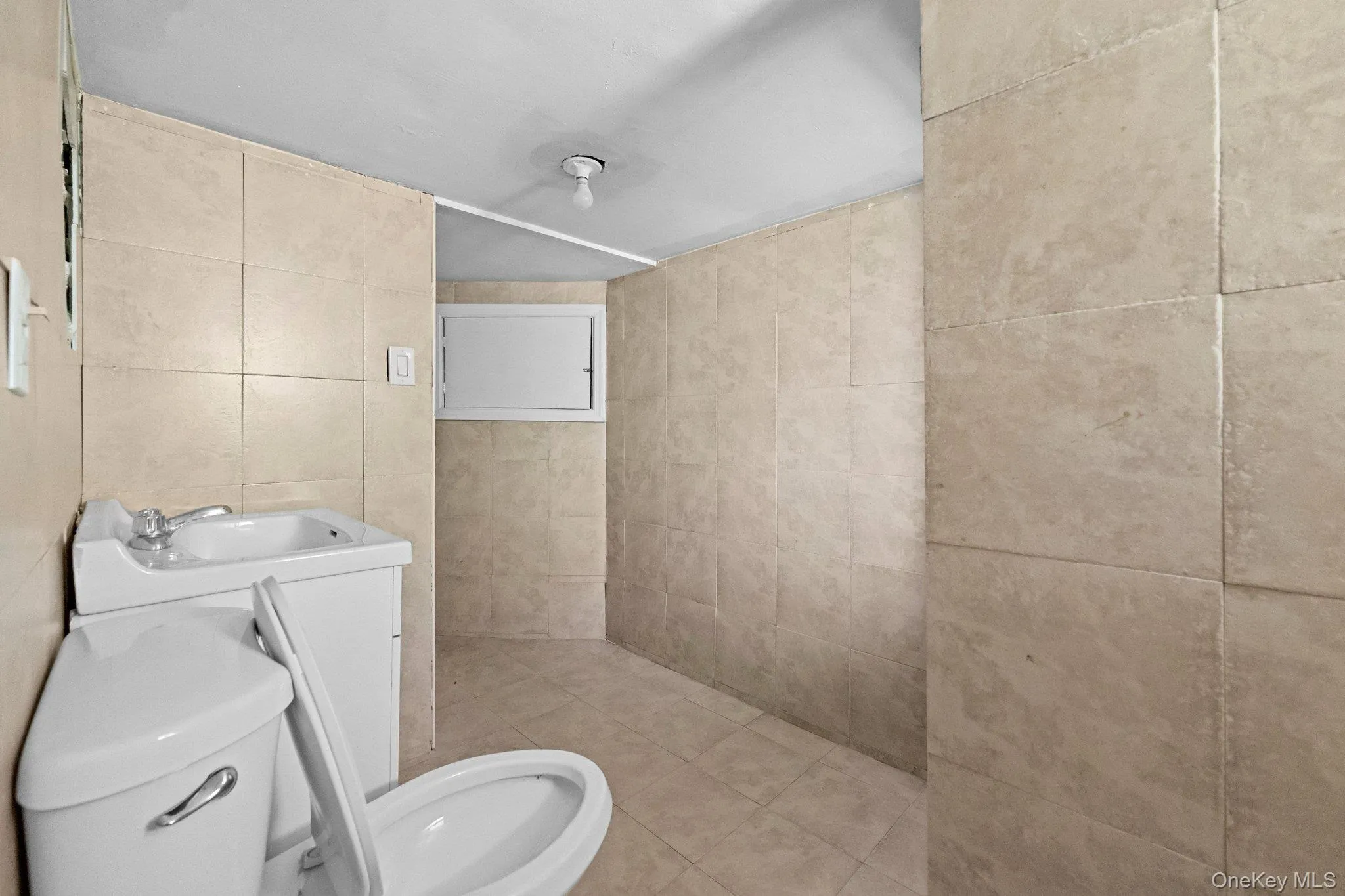 11410 169th Street, New York, NY, 4 Bedrooms Bedrooms, 9 Rooms Rooms,2 BathroomsBathrooms,Residential,For Rent,169th,0,KEY1017568 11410 169th Street, New York, NY, 4 Bedrooms Bedrooms, 9 Rooms Rooms,2 BathroomsBathrooms,Residential,For Rent,169th,0,KEY1017568