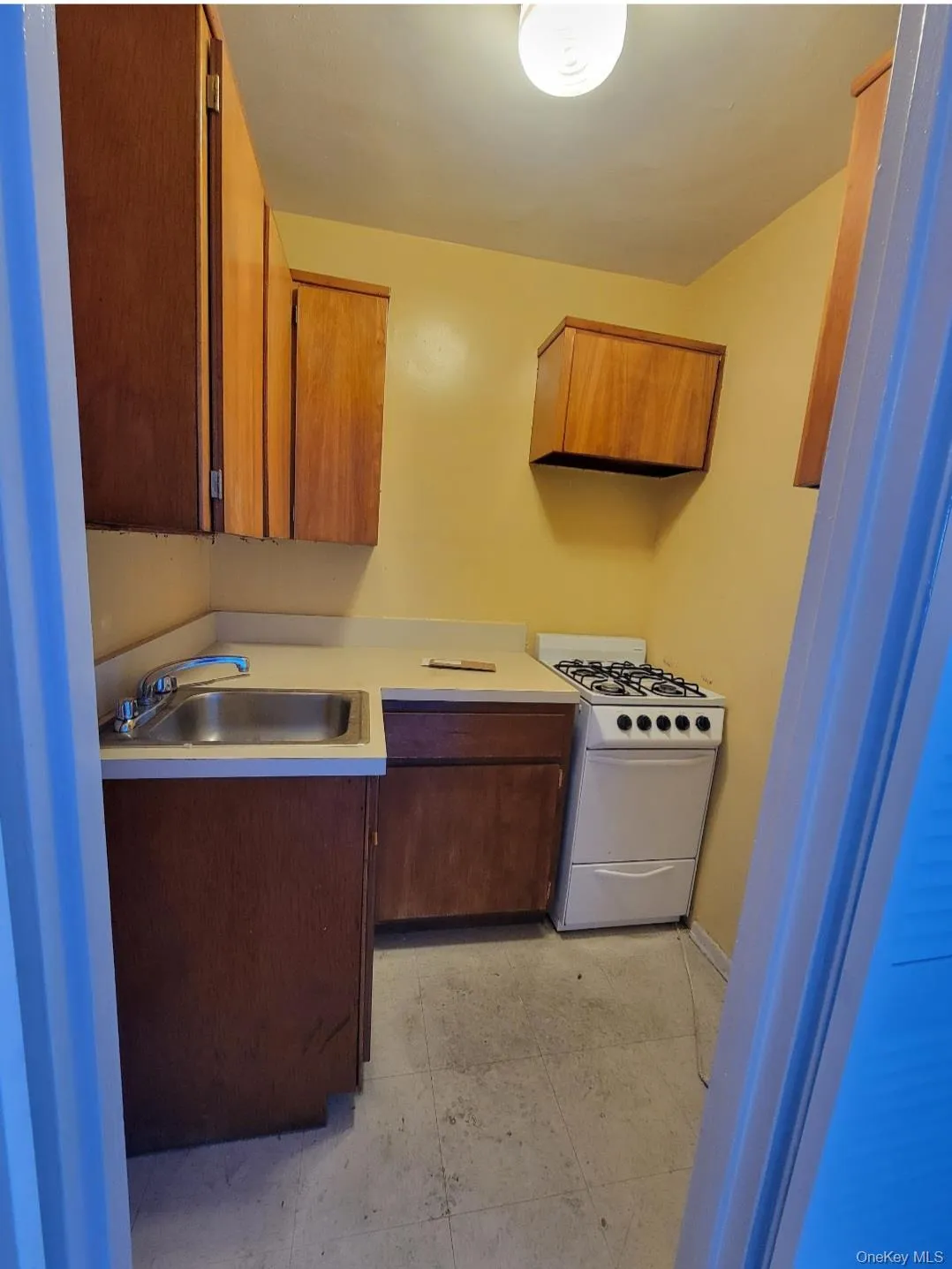 89-00 170 Street, New York, NY, 2 Rooms Rooms,1 BathroomBathrooms,Residential,For Rent,170 Street,0,1017575 89-00 170 Street, New York, NY, 2 Rooms Rooms,1 BathroomBathrooms,Residential,For Rent,170 Street,0,1017575