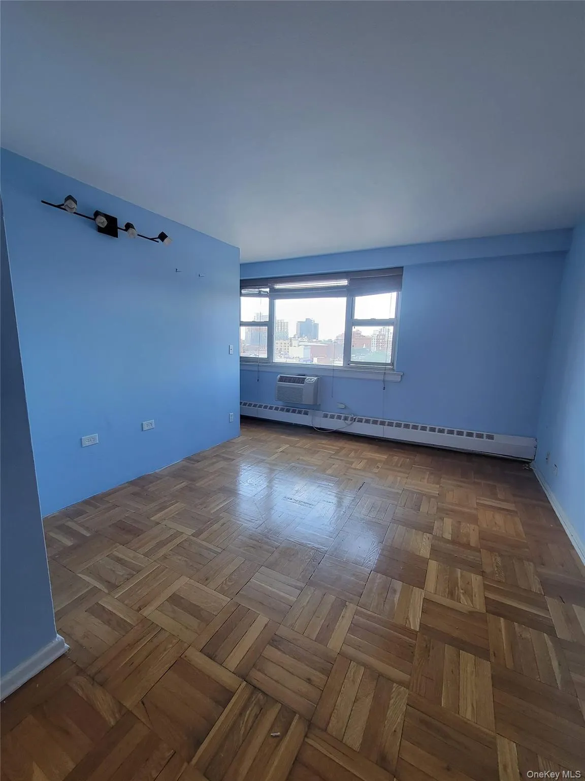 89-00 170 Street, New York, NY, 2 Rooms Rooms,1 BathroomBathrooms,Residential,For Rent,170 Street,0,1017575 89-00 170 Street, New York, NY, 2 Rooms Rooms,1 BathroomBathrooms,Residential,For Rent,170 Street,0,1017575