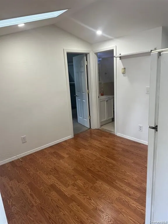 1032 Union Boulevard, Islip, NY, 1 Bedroom Bedrooms, 3 Rooms Rooms,1 BathroomBathrooms,Residential Lease,For Rent,Union,0,KEY1017576 1032 Union Boulevard, Islip, NY, 1 Bedroom Bedrooms, 3 Rooms Rooms,1 BathroomBathrooms,Residential Lease,For Rent,Union,0,KEY1017576