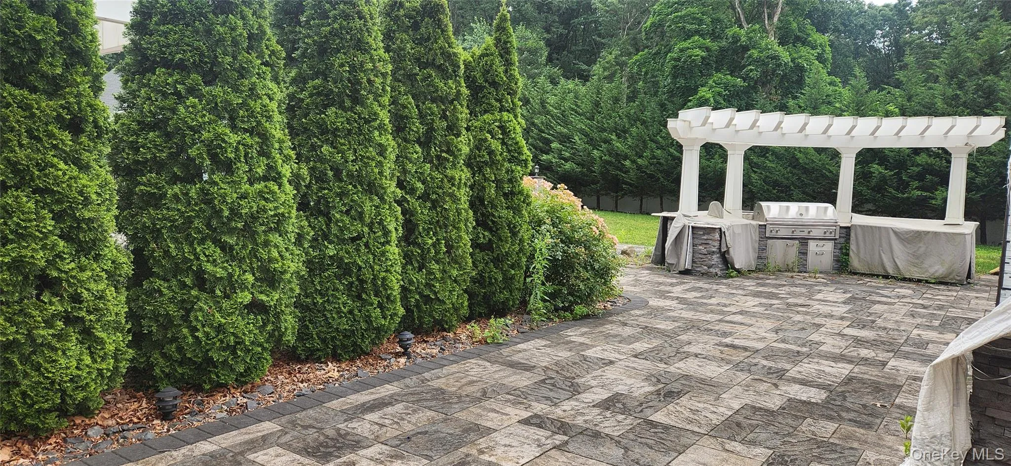 7 Arista Court, Huntington, NY, 5 Bedrooms Bedrooms, 11 Rooms Rooms,4 BathroomsBathrooms,Residential,For Rent,Arista,0,KEY1017578 7 Arista Court, Huntington, NY, 5 Bedrooms Bedrooms, 11 Rooms Rooms,4 BathroomsBathrooms,Residential,For Rent,Arista,0,KEY1017578