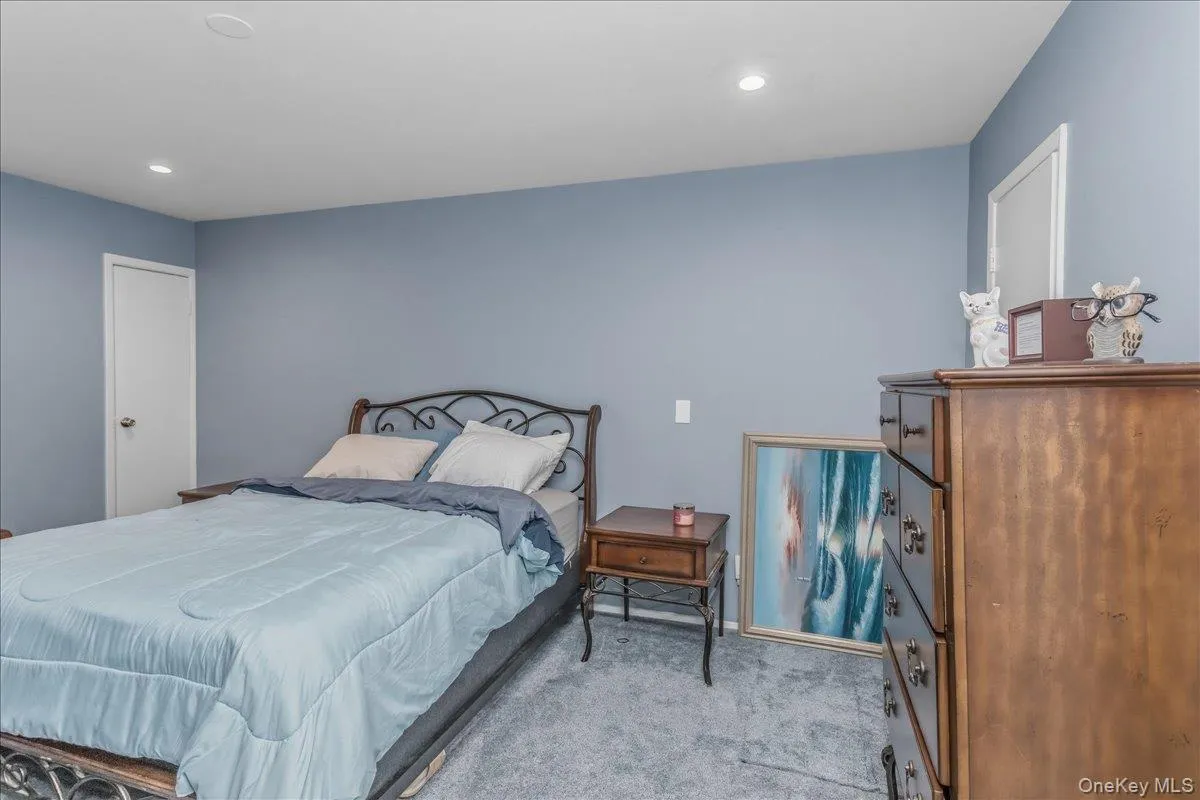 62 Cambridge Drive, Babylon, NY, 2 Bedrooms Bedrooms, 6 Rooms Rooms,2 BathroomsBathrooms,Residential,For Rent,Cambridge,0,1017579 62 Cambridge Drive, Babylon, NY, 2 Bedrooms Bedrooms, 6 Rooms Rooms,2 BathroomsBathrooms,Residential,For Rent,Cambridge,0,1017579