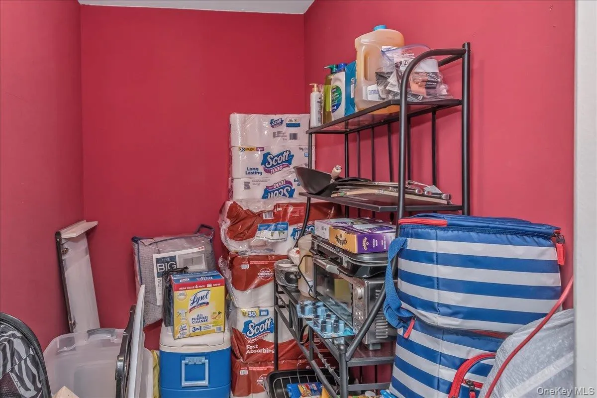 62 Cambridge Drive, Babylon, NY, 2 Bedrooms Bedrooms, 6 Rooms Rooms,2 BathroomsBathrooms,Residential,For Rent,Cambridge,0,1017579 62 Cambridge Drive, Babylon, NY, 2 Bedrooms Bedrooms, 6 Rooms Rooms,2 BathroomsBathrooms,Residential,For Rent,Cambridge,0,1017579