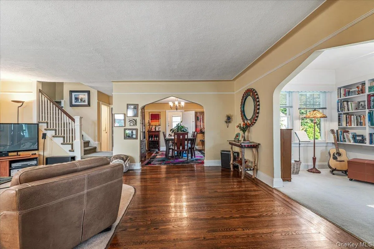 25 Archer Road, Hempstead, NY, 3 Bedrooms Bedrooms, 12 Rooms Rooms,2 BathroomsBathrooms,Residential,For Rent,Archer,0,1017580 25 Archer Road, Hempstead, NY, 3 Bedrooms Bedrooms, 12 Rooms Rooms,2 BathroomsBathrooms,Residential,For Rent,Archer,0,1017580