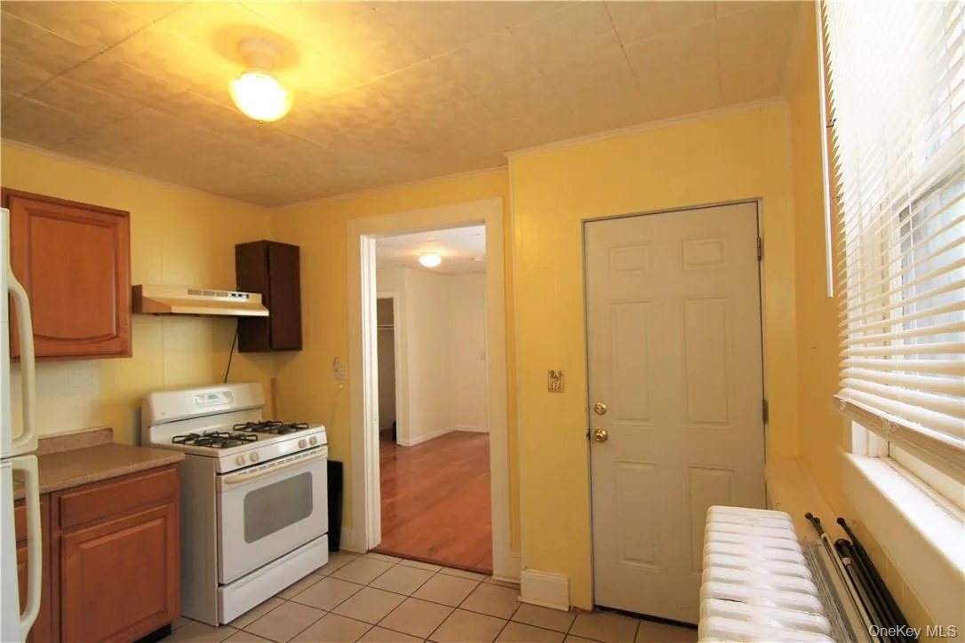 119 High Street, Peekskill, NY, 1 Bedroom Bedrooms, 3 Rooms Rooms,1 BathroomBathrooms,Residential Lease,For Rent,High,0,1017587 119 High Street, Peekskill, NY, 1 Bedroom Bedrooms, 3 Rooms Rooms,1 BathroomBathrooms,Residential Lease,For Rent,High,0,1017587