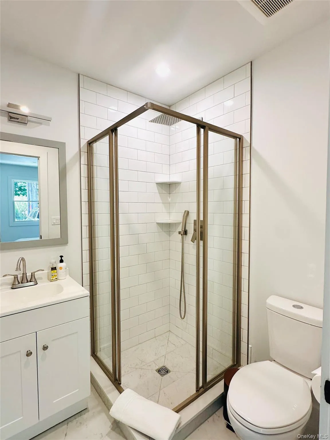 45 Yale Drive, Southampton, NY, 4 Bedrooms Bedrooms, 6 Rooms Rooms,1 BathroomBathrooms,Residential Lease,For Rent,Yale,0,1017590 45 Yale Drive, Southampton, NY, 4 Bedrooms Bedrooms, 6 Rooms Rooms,1 BathroomBathrooms,Residential Lease,For Rent,Yale,0,1017590