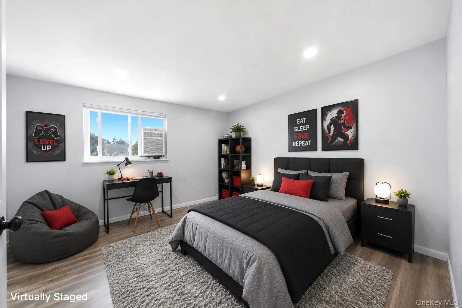 BR 1 - Laminate Flooring, Recessed Lighting - Virtually Staged BR 1 - Laminate Flooring, Recessed Lighting - Virtually Staged